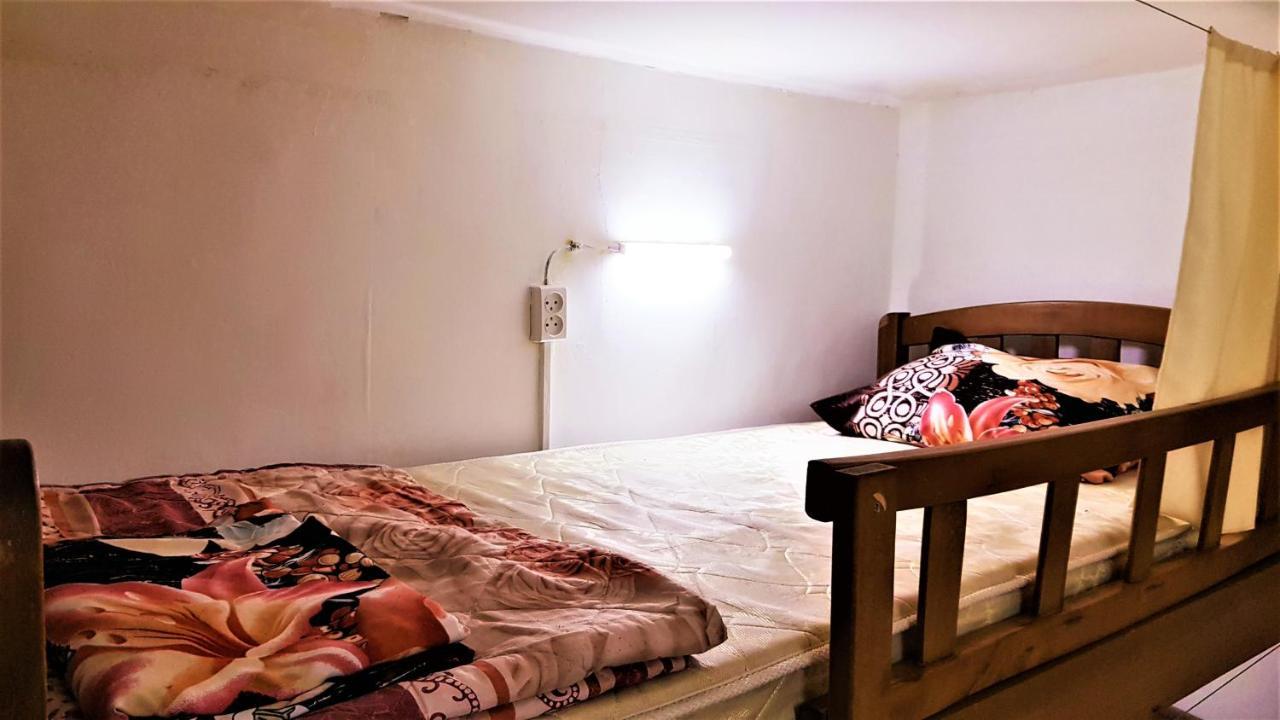 Backpackers Hostel Tbilisi Exteriör bild