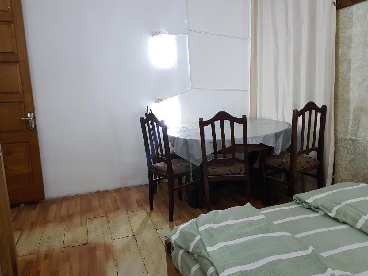 Backpackers Hostel Tbilisi Exteriör bild